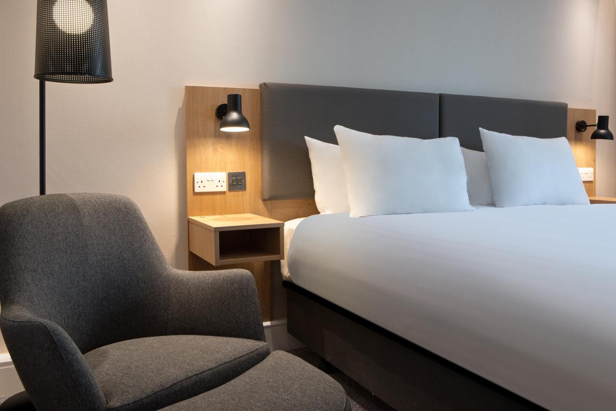 Standard Double Room,1432935022:JPEG